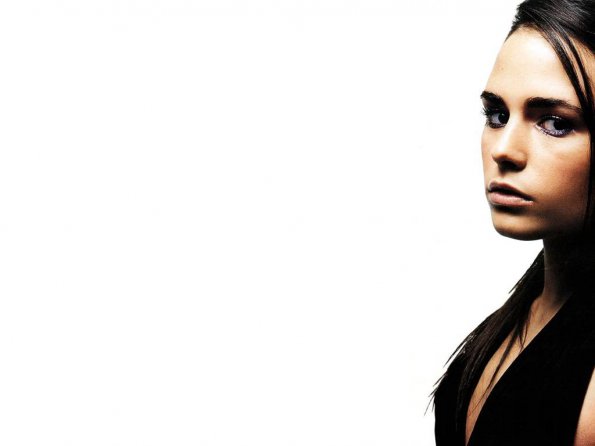 Jordana-Brewster-7