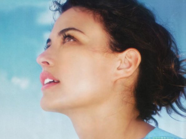 Josie-Maran-57