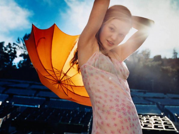Julia-Stiles-18