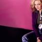 Julia-Stiles-23
