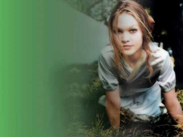 Julia-Stiles-32
