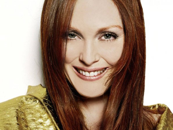 Julianne-Moore-7