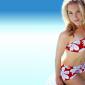Julie-Benz-4