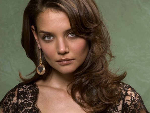 Katie-Holmes-78