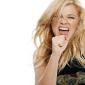 Kelly-Clarkson-26