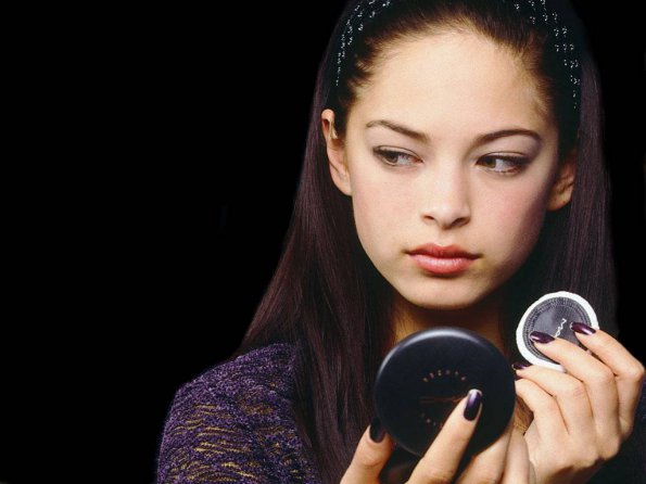 Kristin-Kreuk-107
