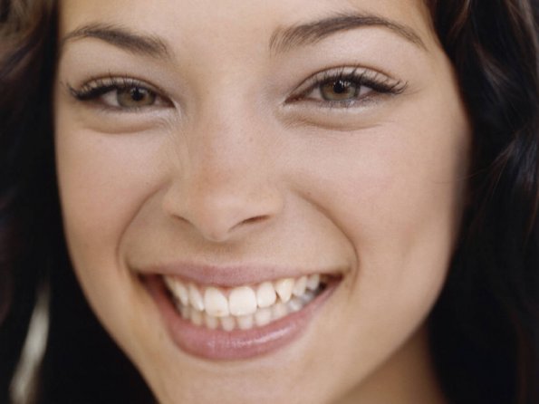 Kristin-Kreuk-13
