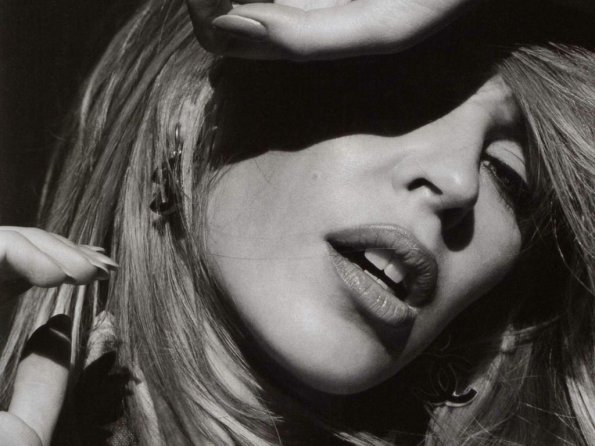 Kylie-Minogue-74