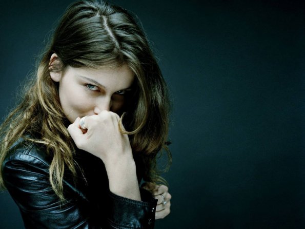 Laetitia-Casta-10