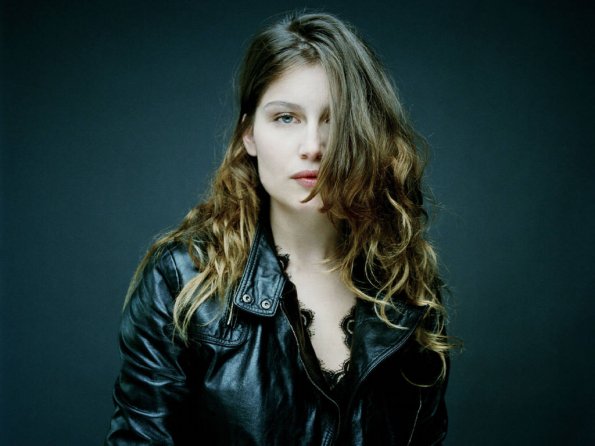 Laetitia-Casta-43