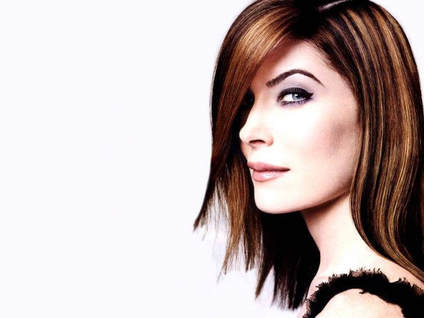 Lara-Flynn-Boyle-1