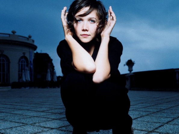 Maggie-Gyllenhaal-13