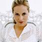 Maria-Bello-10