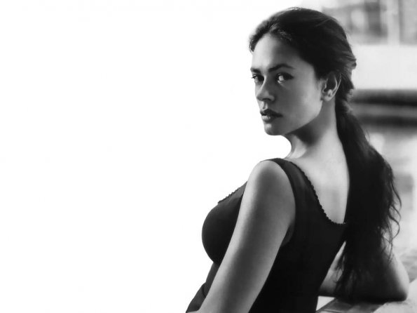 Maria-Grazia-Cucinotta-8