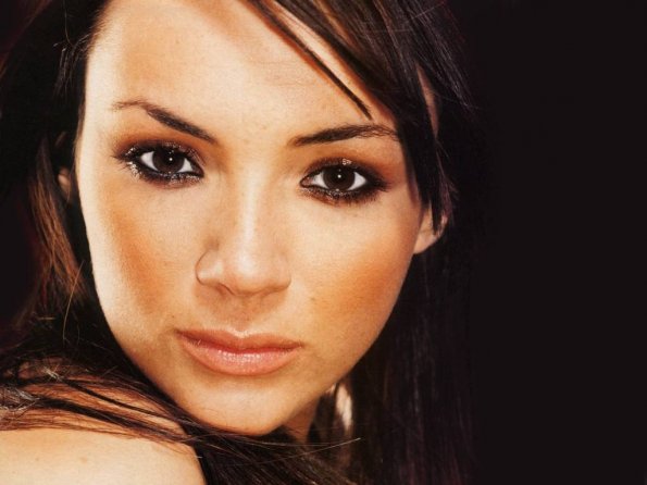 Martine-McCutcheon-8