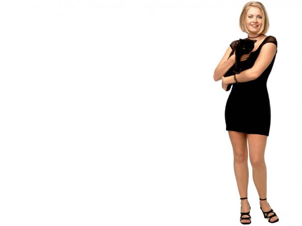 Melissa-Joan-Hart-6