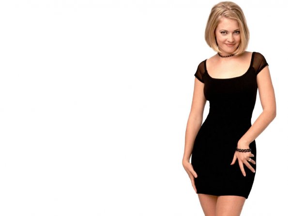Melissa-Joan-Hart-7
