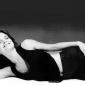 Mena-Suvari-69