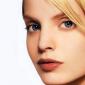 Mena-Suvari-79