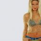 Michelle-Hunziker-32