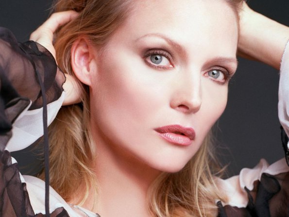 Michelle-Pfeiffer-1