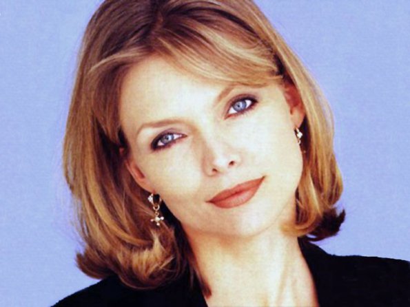Michelle-Pfeiffer-2