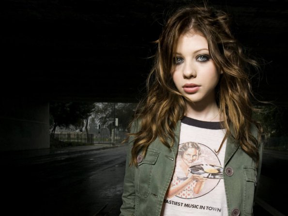 Michelle-Trachtenberg-17