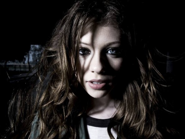 Michelle-Trachtenberg-18