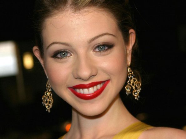 Michelle-Trachtenberg-36