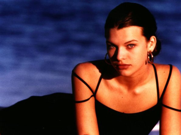Milla-Jovovich-97