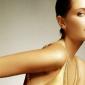 Mischa-Barton-36