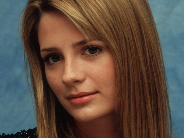 Mischa-Barton-81