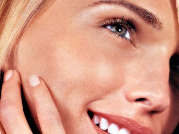 Molly-Sims-17