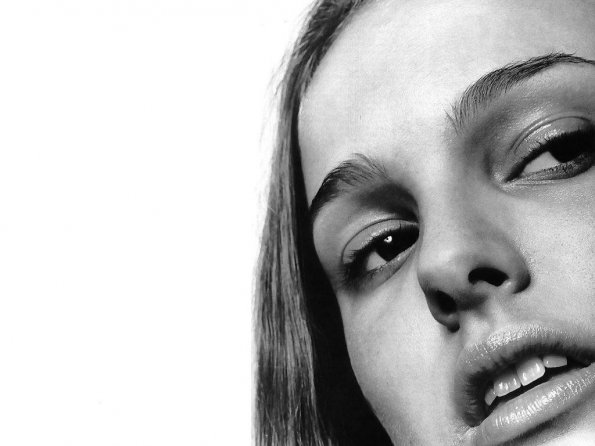 Natalie-Portman-143