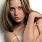 Piper-Perabo-29