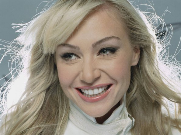 Portia-de-Rossi-7