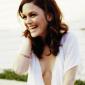 Rachel-Bilson-17