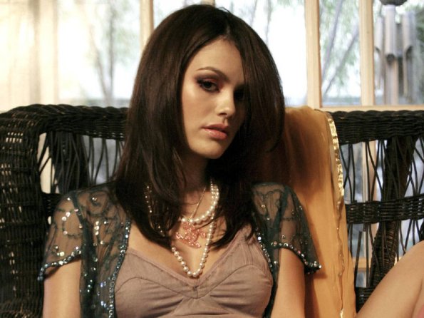 Rachel-Bilson-18