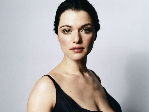 Rachel-Weisz-19