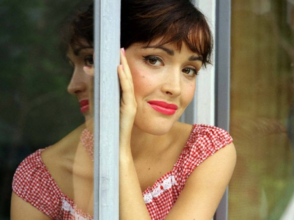 Rose-Byrne-20