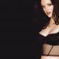 Rose-McGowan-25