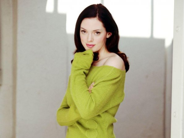 Rose-McGowan-27