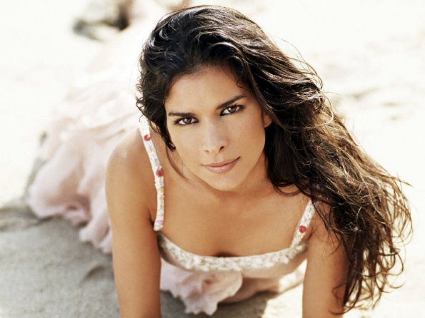 Roselyn-Sanchez-29