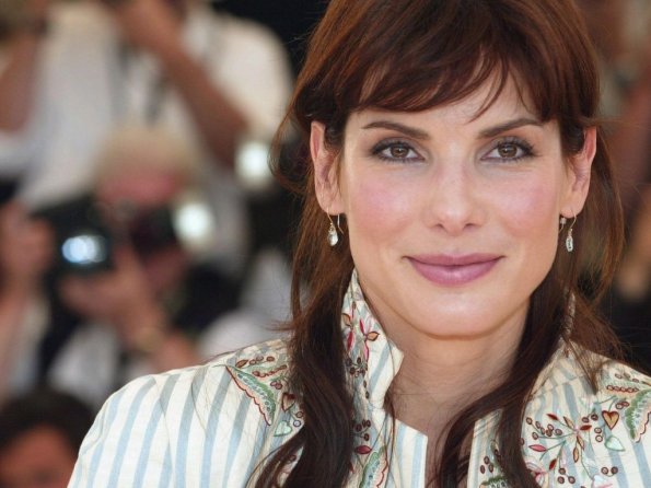 Sandra-Bullock-16
