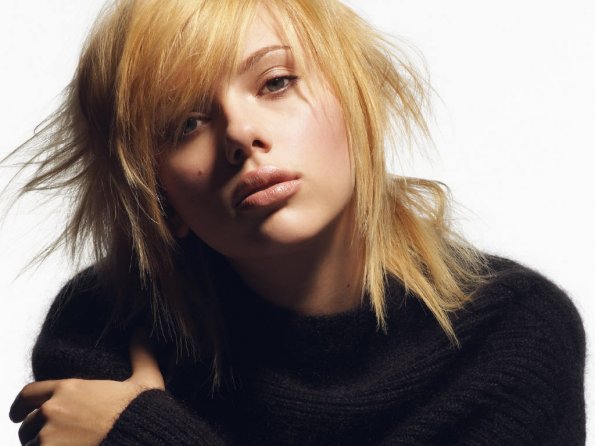 Scarlett-Johansson-12