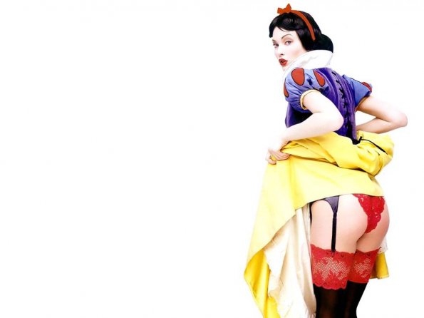 Shalom-Harlow-1