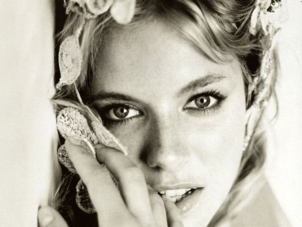Sienna-Miller-35