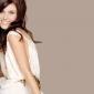 Sophia-Bush-14