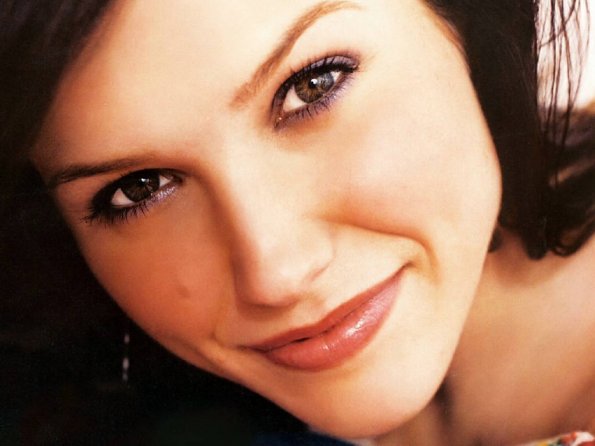 Sophia-Bush-20