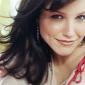 Sophia-Bush-25